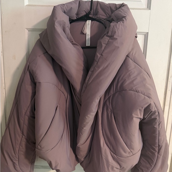 lululemon athletica Jackets & Blazers - Lululemon Hooded Insulated Wrap Puffer
